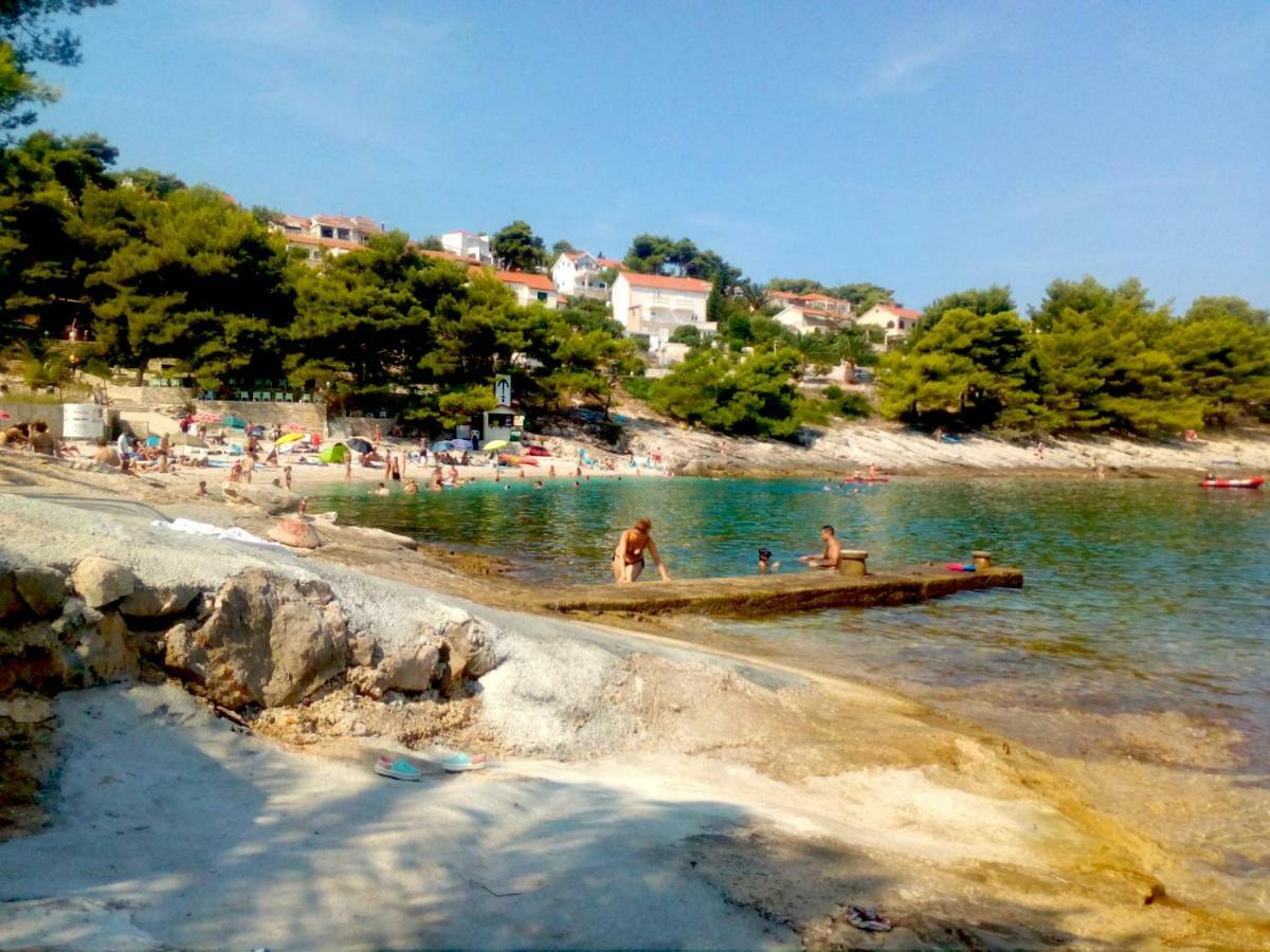 Apartman Matan, Postira Exteriér fotografie